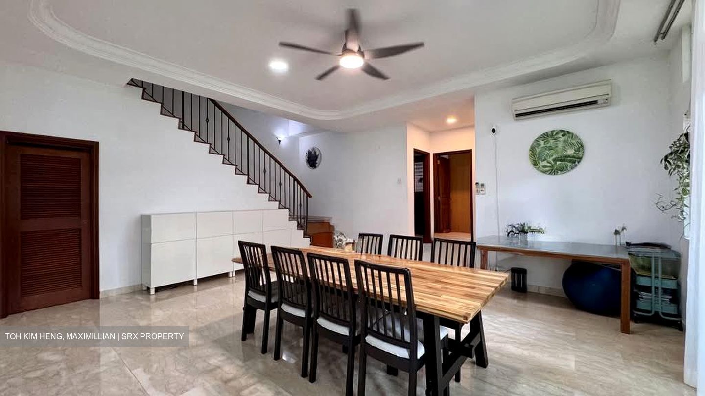 South Woodlands Drive (D25), Terrace #574111041